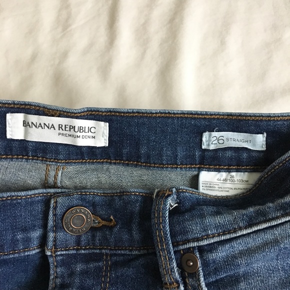 Banana Republic Premium distressed denim - Picture 3 of 5